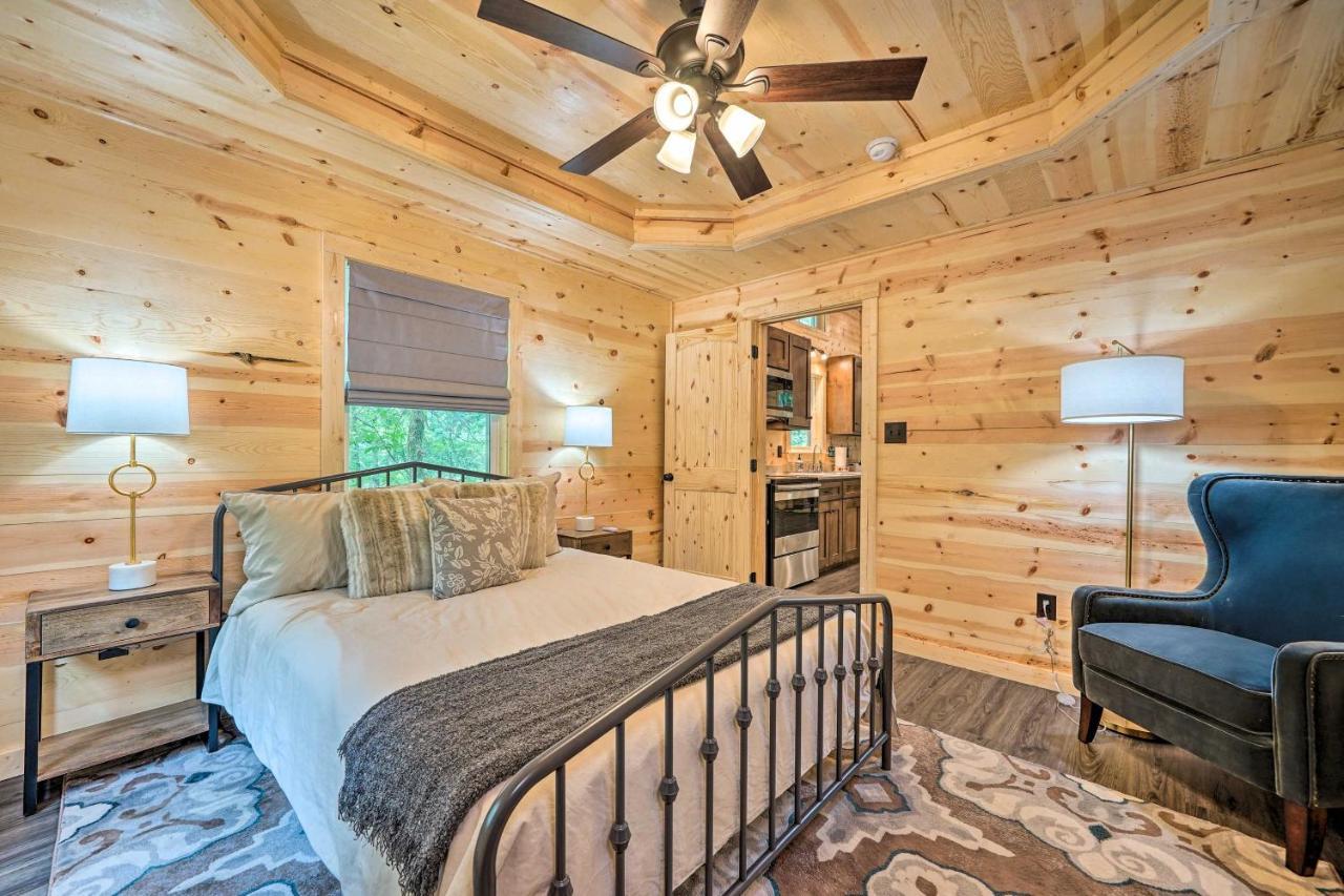 Stylish Cabin By Beavers Bend Hot Tub And Fire Pit Broken Bow Buitenkant foto