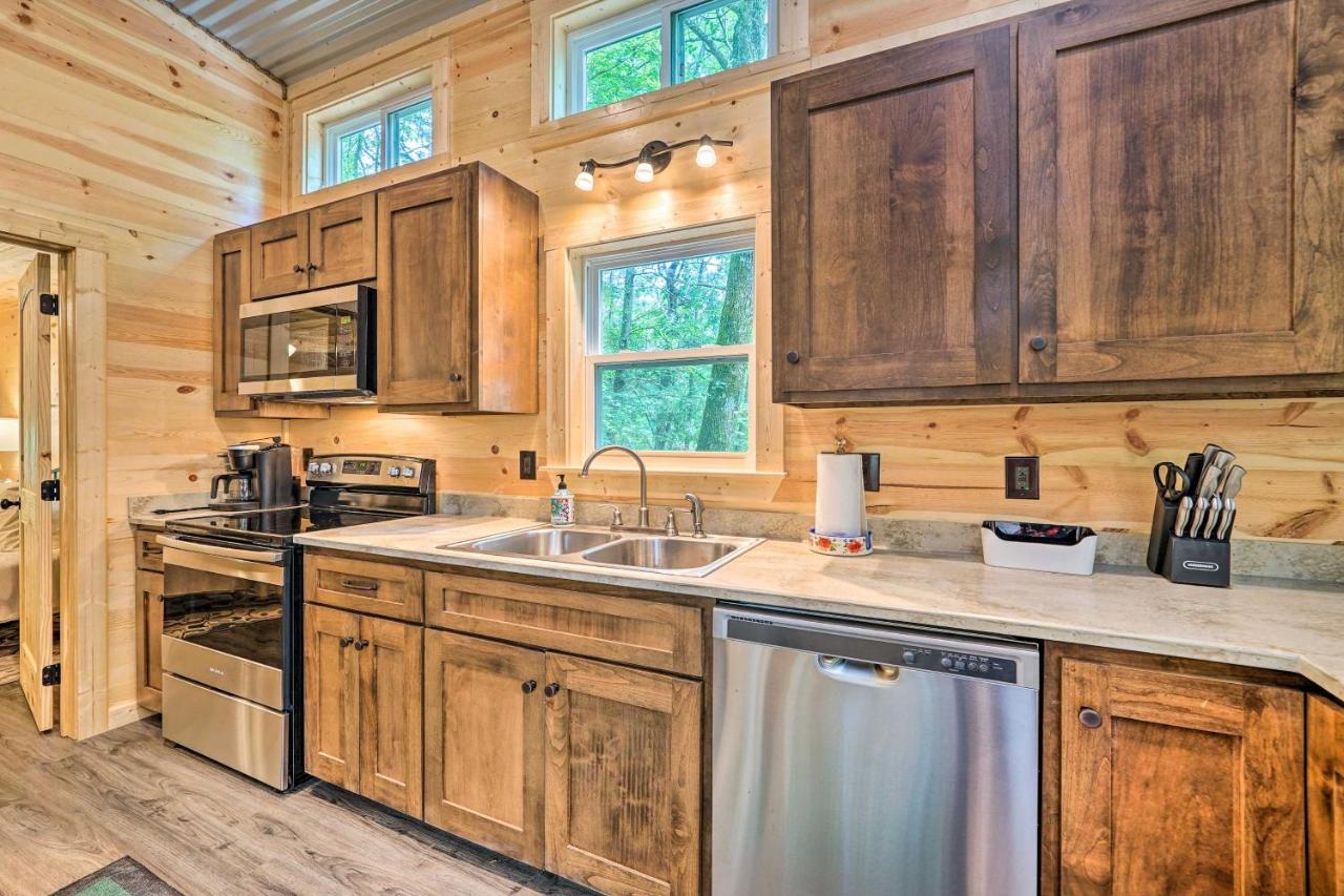 Stylish Cabin By Beavers Bend Hot Tub And Fire Pit Broken Bow Buitenkant foto